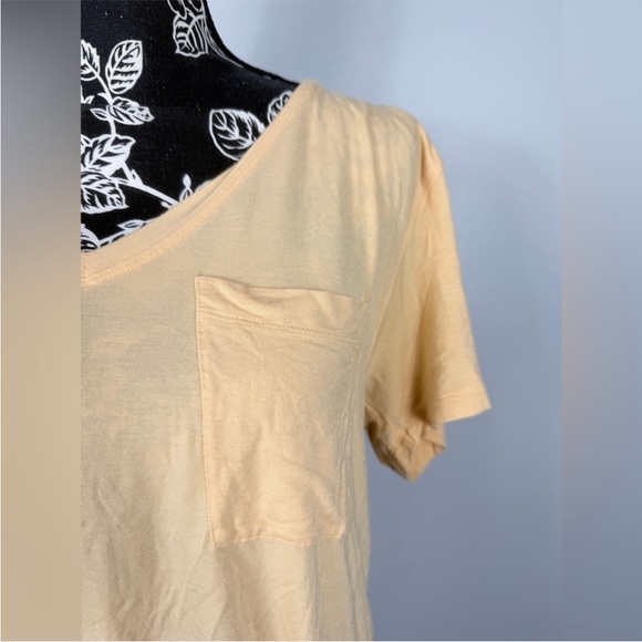 American Eagle orange sherbet loose fit v neck soft & sexy top size medium - Picture 5 of 11
